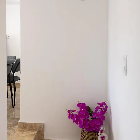 Zeusplace Nireas Casa Апартаменты *